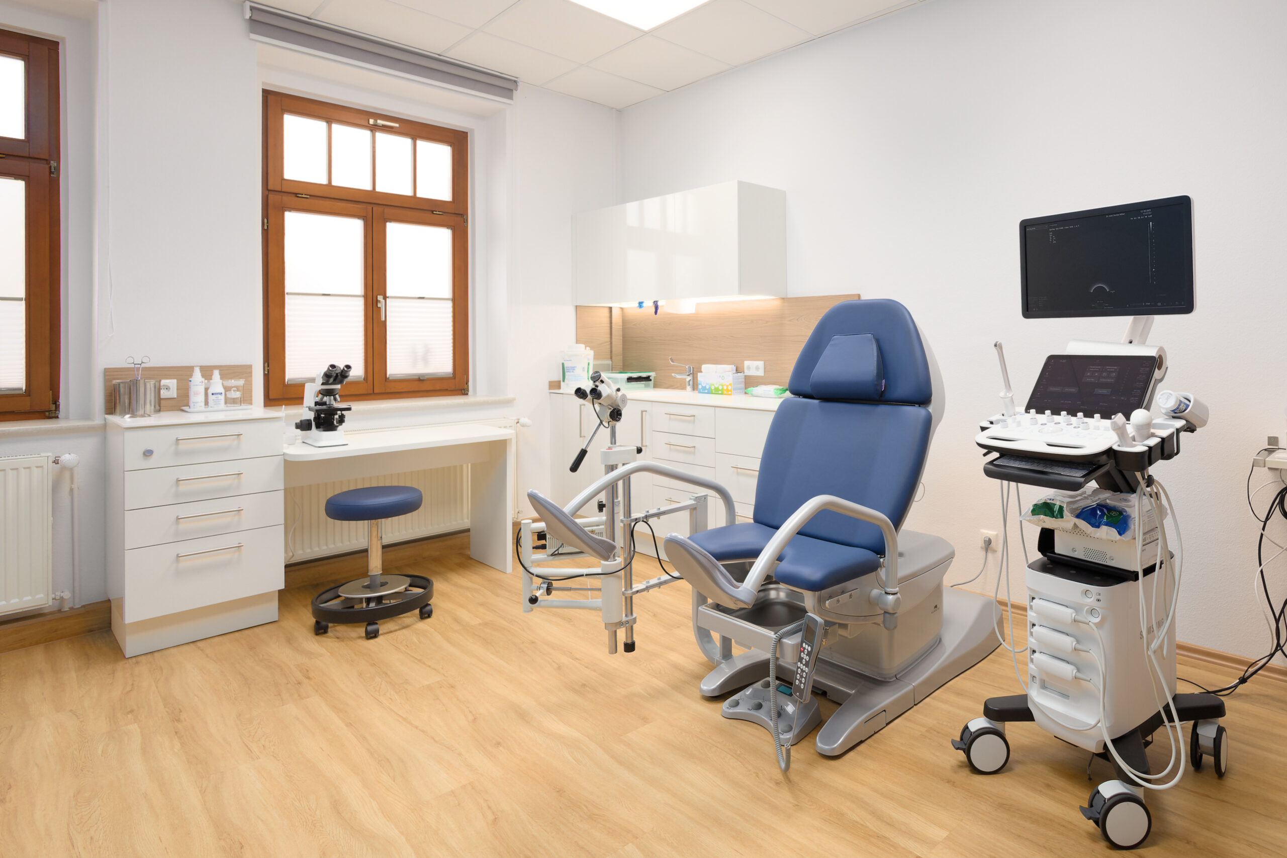 behandlungsraum_c
